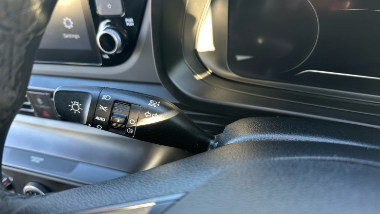 Hyundai i20 1.0T GDi 48V MHD SE Connect 5dr Petrol Hatchback